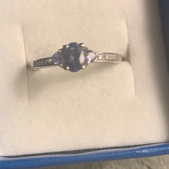 Genuine oval & trillion cut tanzanite zircon ring - Picture 4 of 14
